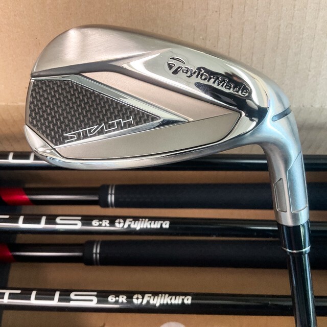TaylorMade Stealth Irons 7 pc Set #5-PW,AW Ventus Red Graphite Reg
