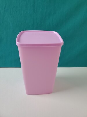 Tupperware Square Round Container 8 cup Purple Ish Pink 