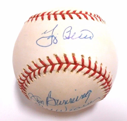 Yogi Berra HOF Earl Weaver Jim Bunning Signed Autographed Ball Baseball Yankees