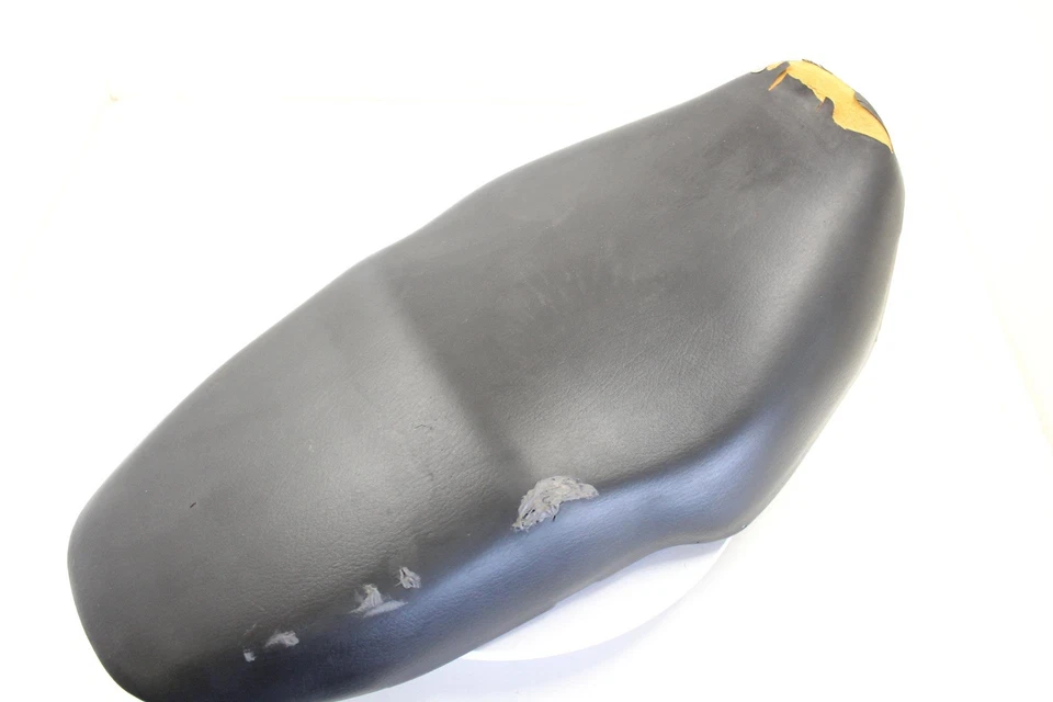 1998 SUZUKI BANDIT 1200 OEM FRONT DRIVERS SEAT PAD SADDLE PILLION - Image 4 of 4