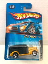 Hot Wheels 40's WOODIE - 2005 Pin Hedz #092 - Gold & Black 1940 Ford