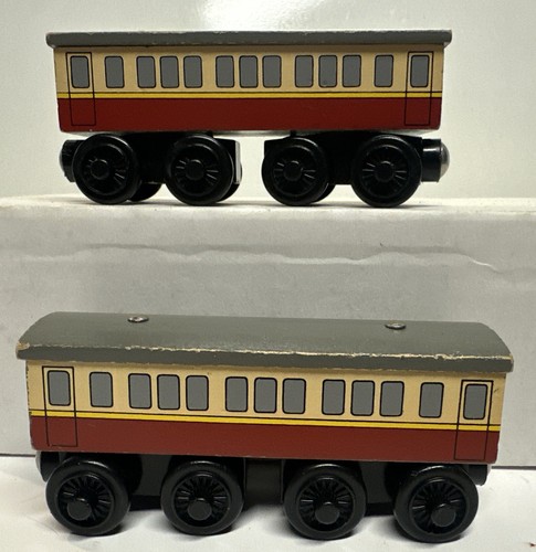 Thomas & seine Freunde Holzeisenbahn 2er Set Schnellzugwagen, 2003