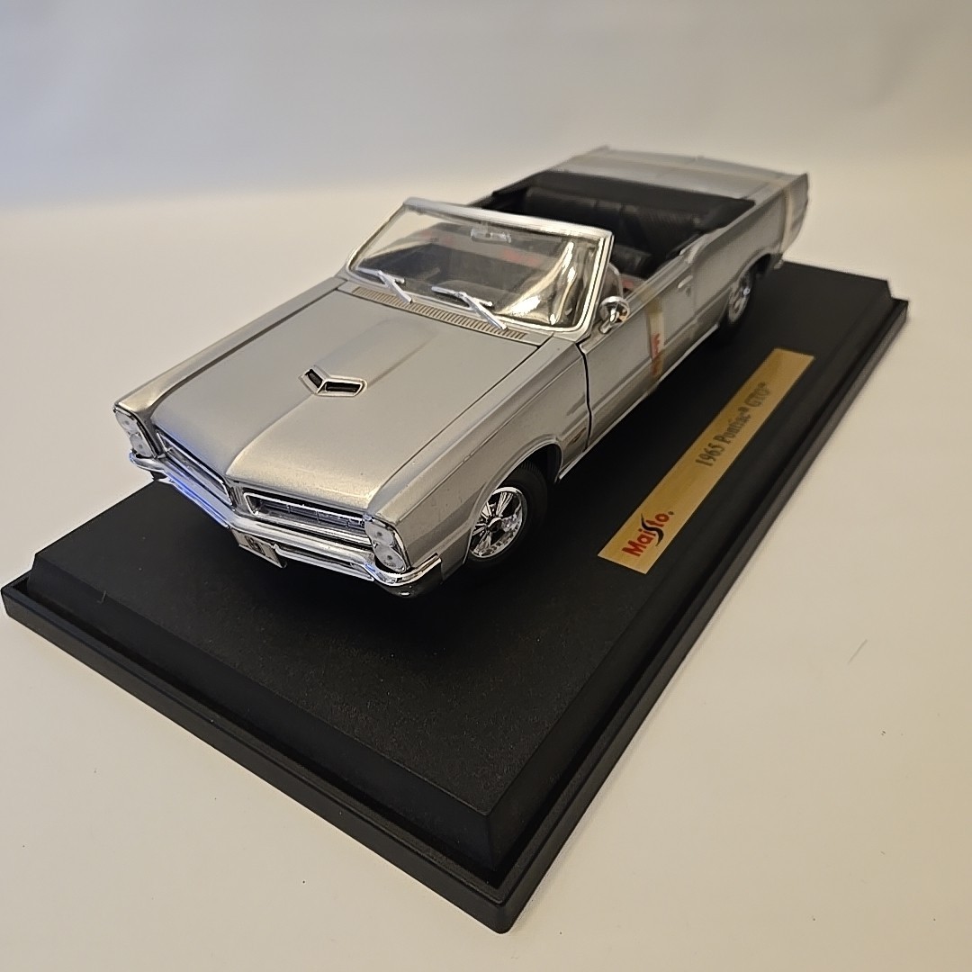 1965 65 Pontiac GTO convertible. Maisto 1/18 scale. Silver | eBay