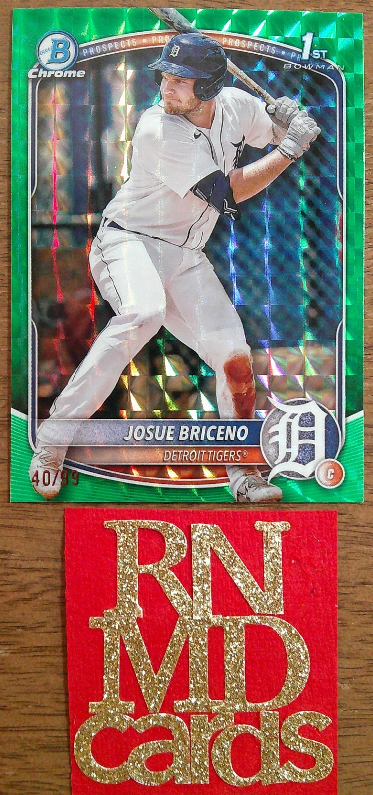 2025 Topps Bowman Chrome 1st Josue Briceno Green Geometric Refractor /99