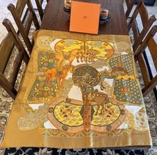 Hermes Scarf 90x90 cm Silk with original box, only wore once