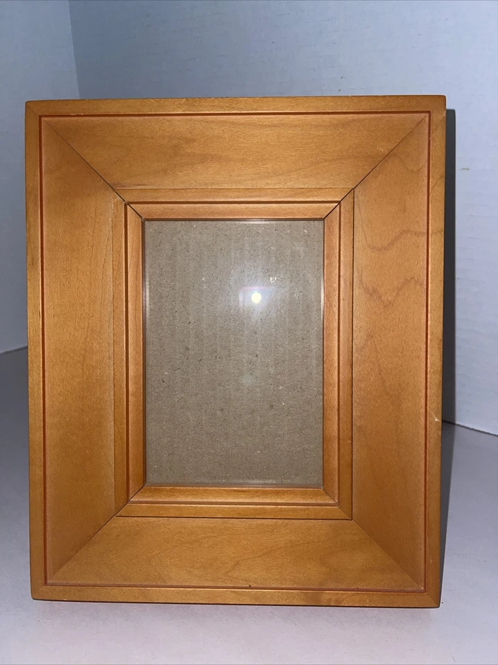 "Marco de fotos de madera maciza natural para foto contemporánea Umbra Tailandia de 3,5x5""" Foto 2 de 4