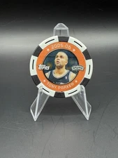 2005-06 TOPPS NBA COLLECTOR CHIPS - TONY PARKER WHITE AND BLACK CHIP