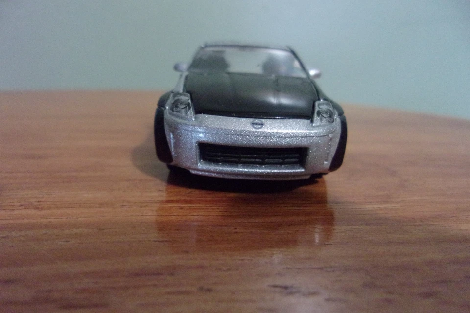 ERTL Fast & Furious Tokyo Drift 2003 Nissan 350Z 1:64 Joyride Racing Champions - Image 2 of 4