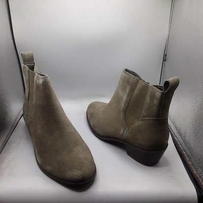 Vionic Roseland Bootie Women's 9M Olive Green Suede A10