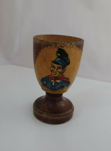 VINTAGE TREEN WOODEN / WOOD EGG CUP - PAINTED SOUVENIR - COULD BE USED FOR DICE - Picture 5 of 12