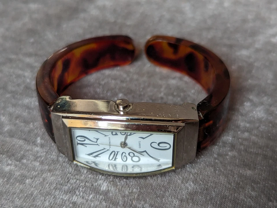 Vernier Women's Silver Tone Quartz Watch With Translucent Resin Spring Bands - Image 3 of 4