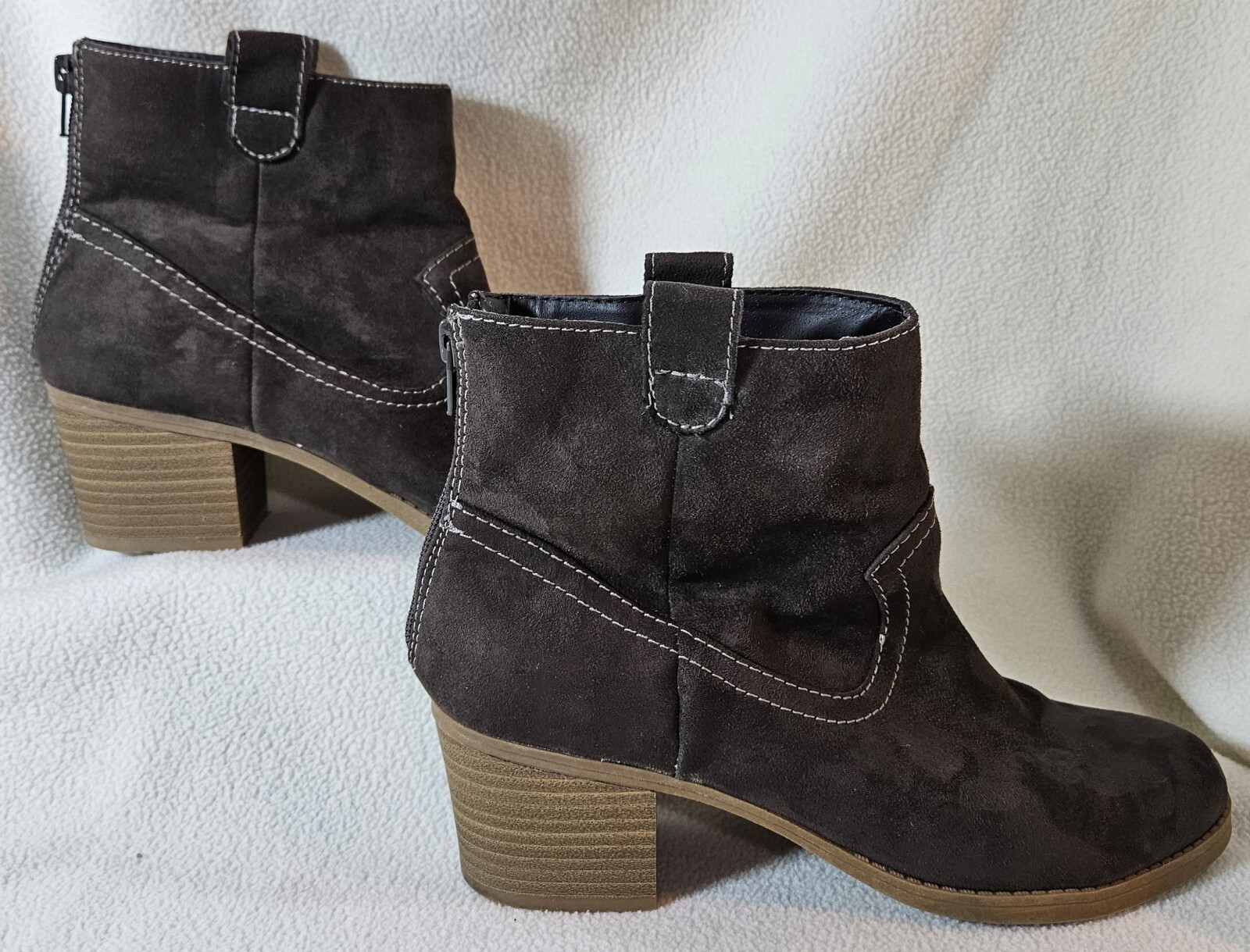 Dolcetta Gavin Womens Sz 7.5M Bootie Ankle Zip Up Dark Gray Faux Suede Western