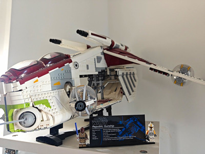 LEGO Star Wars The Clone Wars Republic Gunship 75021 1175 Teile mit Minifiguren