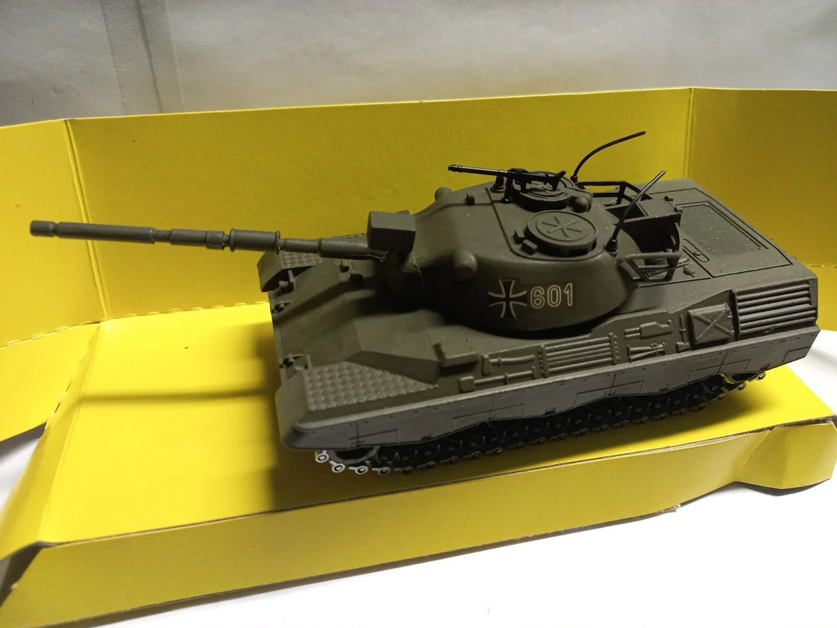 SOLIDO, TANK KPZ LÉOPARD, n243 12-1974 | UK