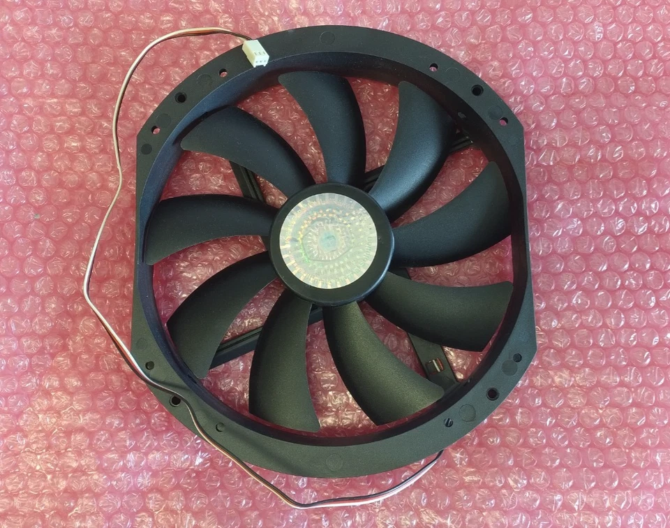 Cooler Master 8 inch 200MM 3PIN PC Fan A23030-10CB-3DN-L1 - Image 3 of 3