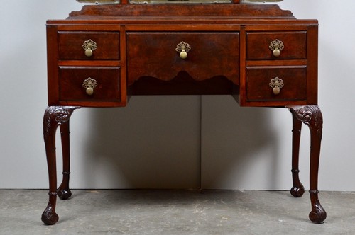 A 1930 ENGLISH ART DECO MAHOGANY DRESSING TABLE - Picture 6 of 12