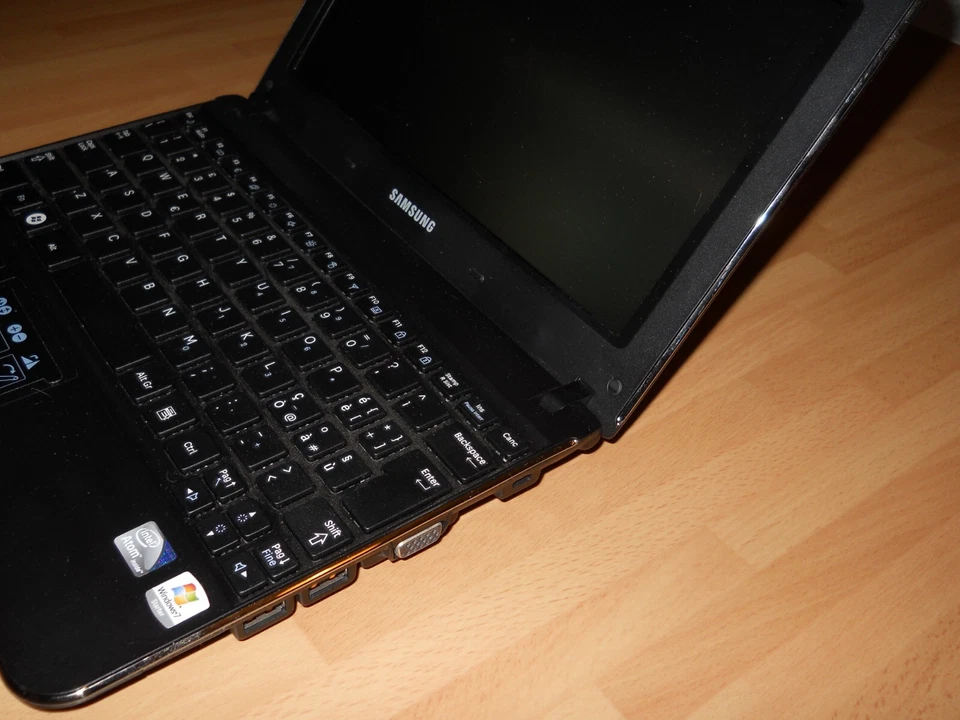 MINI PC SAMSUNG N220. 10". RAM 2GB. . SSD 128GB. W10 PRO. BLUETOOTH - Immagine 4 di 4