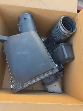 2014-2022 5.7 L Toyota Tundra/Sequia Air Intake Cleaner Box OEM