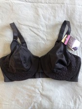 Olga Luxury Lift Underwire Bra - Black - 38DD