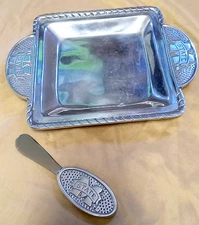 MSU Bulldogs Metal Charcuterie Cheese Serving Platter/Plate & Spreading Knife