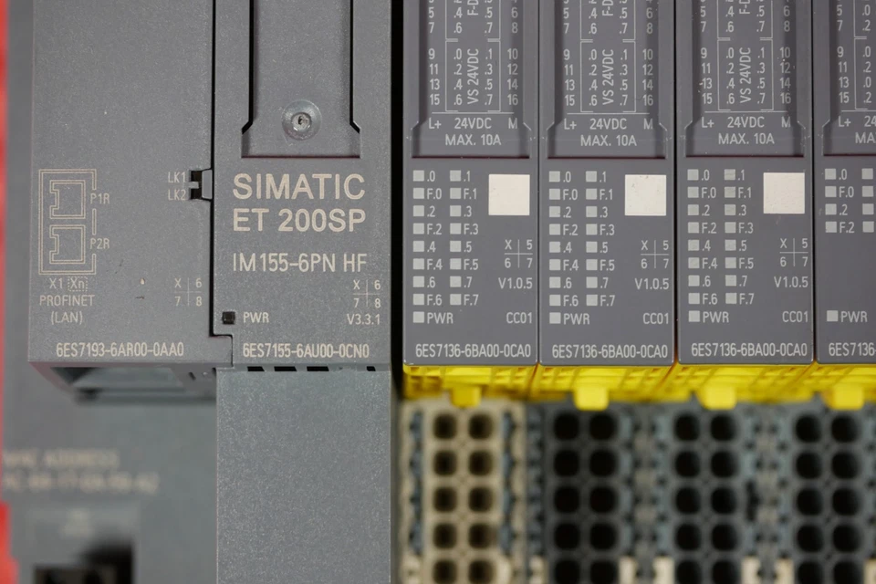 Siemens 6ES7155-6AU00-0CN0 Simatic ET200SP + 8 Module Gebraucht Sofort Lieferbar - Bild 4 von 4