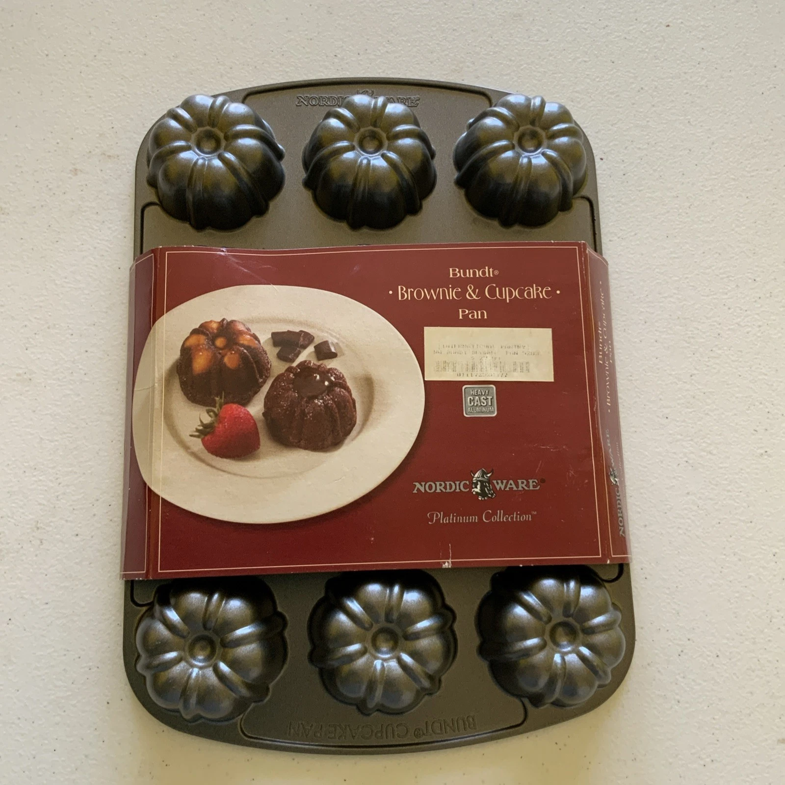 NORDIC WARE USA 12 Cakelet Cupcake Bundt Muffins Platinum Collection