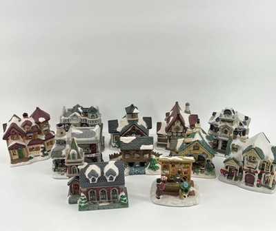 Vtg Lot 11 Cobblestone Corners 2003/2004 Windham Heights Christmas Village Read