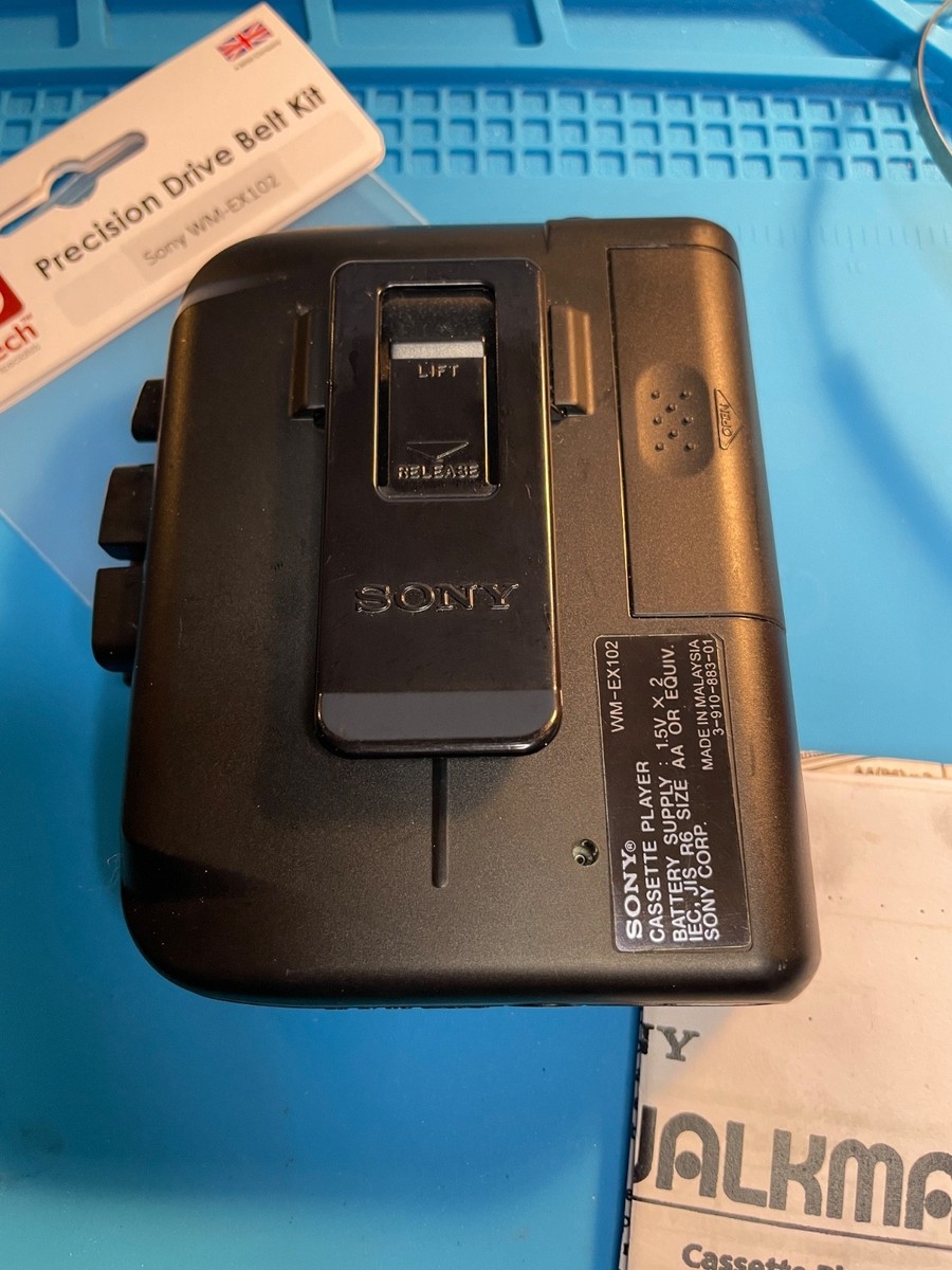 Sony Walkman Wm-ex102 Cassette Player Mega Bass C14 L3 for