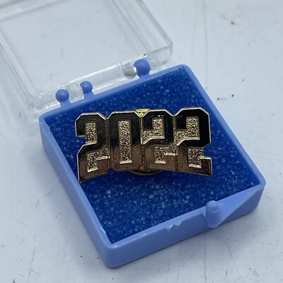 2022 Two Thousand Twenty Two Pin Gold Tone Lapel Collectible lapel pins Award