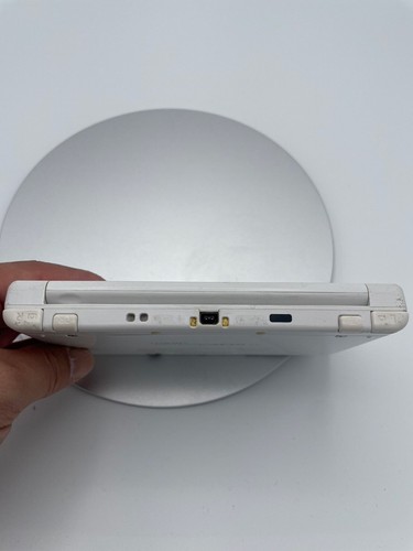 New Nintendo 3DS LL/XL Console Japanese Language ver. white - Picture 13 of 20