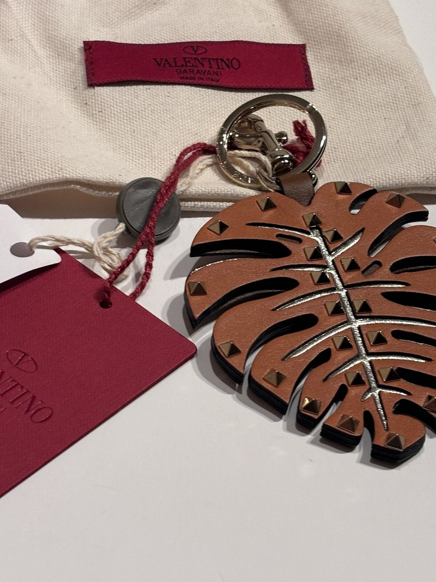 【関税＆送料込み】Valentino Garavani Keychains VALENTINO GARAVANI Studs Pineapple Leather Bag Charm Key
