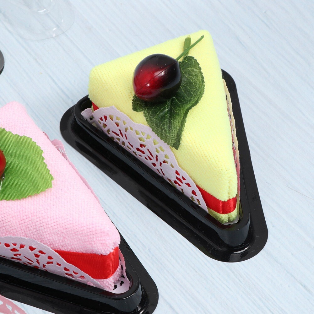 8 Pcs Creative Bath Towel Little Trophy Hair Towel Gift Cake Shape