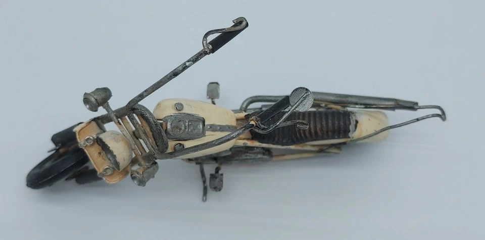 Juguete de motocicleta indio diecast vintage hecho a mano Foto 2 de 4