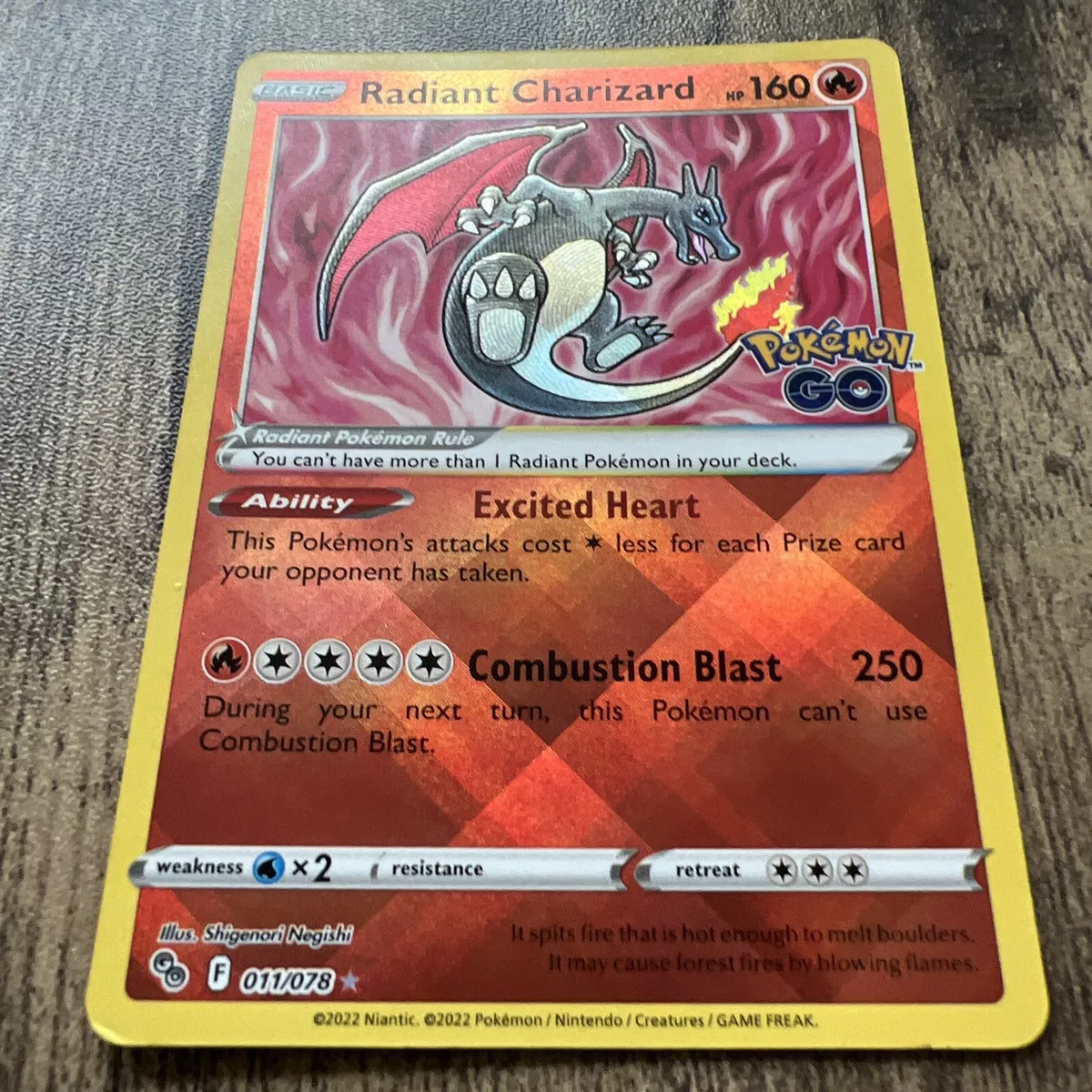  Radiant Charizard - 011/078 - Pokemon Go - Shiny Pokemon Card :  Toys & Games