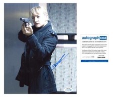 Zoe Bell "Game of Death" AUTOGRAPH Signed 'Floria' 8x10 Photo ACOA