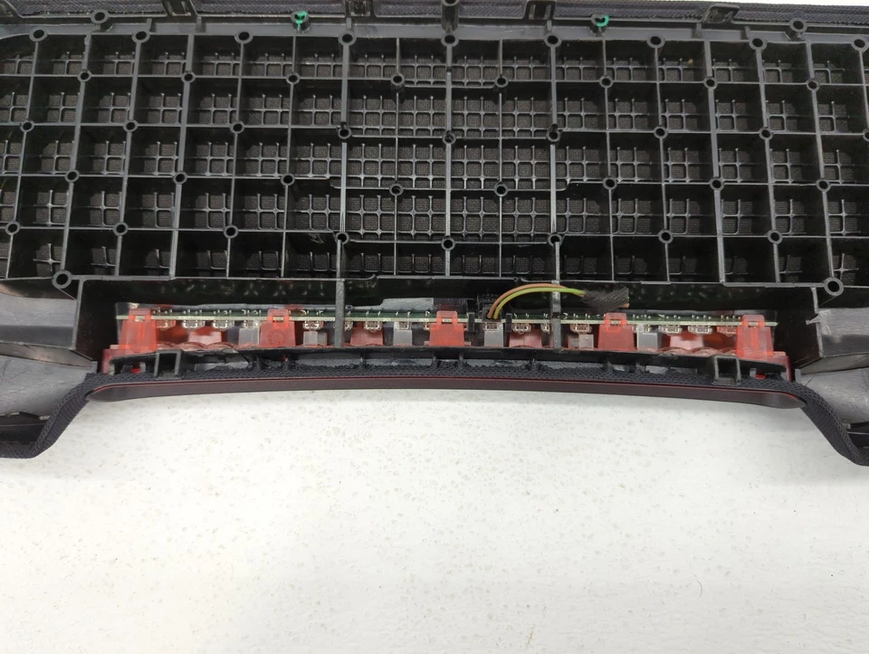 2006 Mercedes-benz S350 High Mounted Stop Third Brake Light Lamp CGAZJ - Image 4 of 4