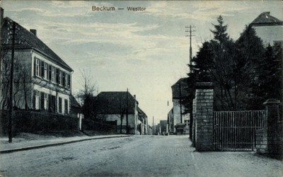 Postcard Beckum in Westphalia, West Gate - 11566351