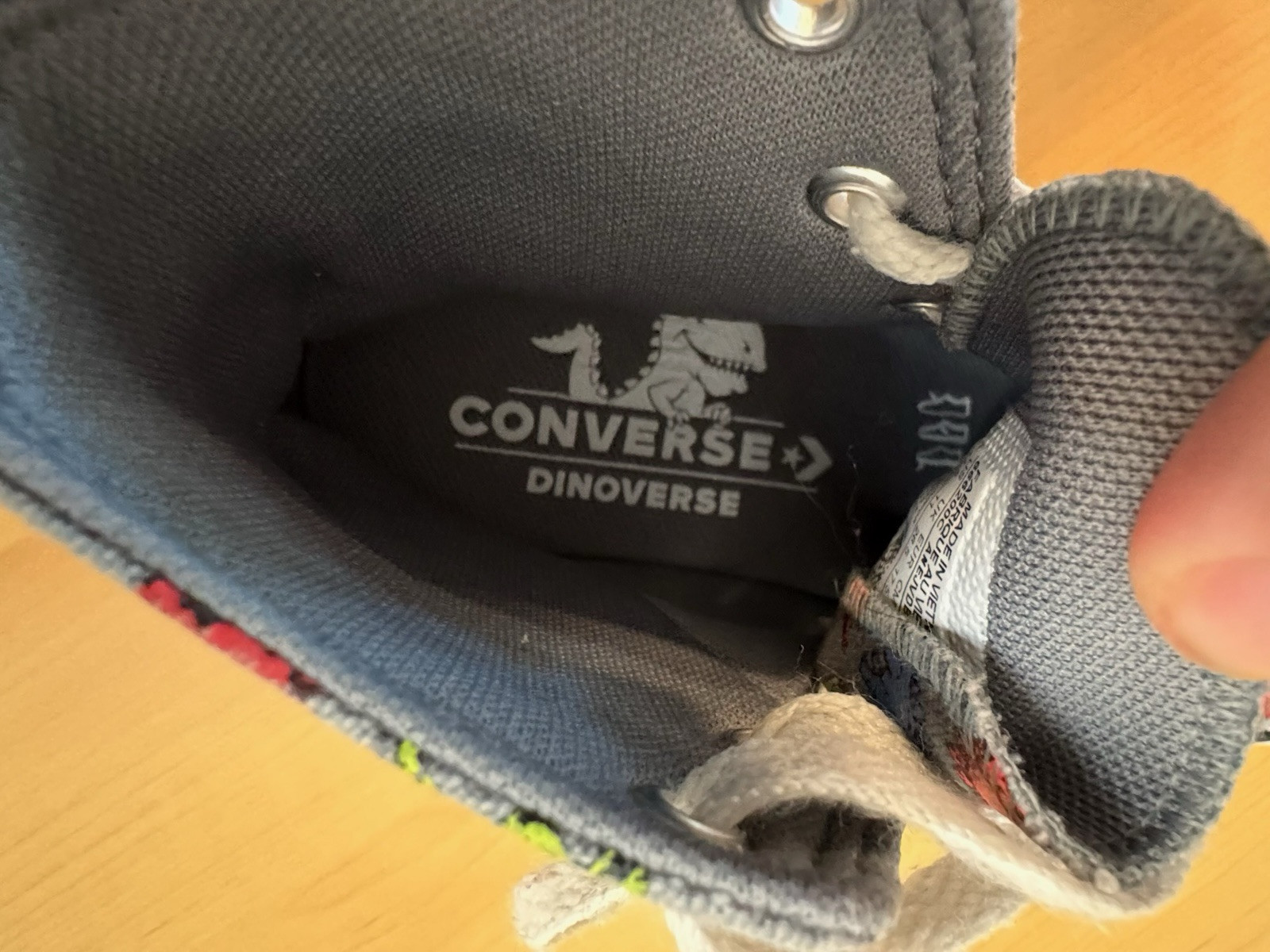 Converse All Stars Juniors Dinoverse Hi tops,Size 11.5 thumbnail 8