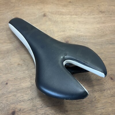 Sillín para bicicleta de carretera Prologo Nago R4 PAS raíles TiroX 137 mm