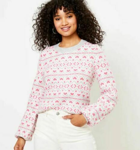Loft Heart Sweater Size: Small Color 