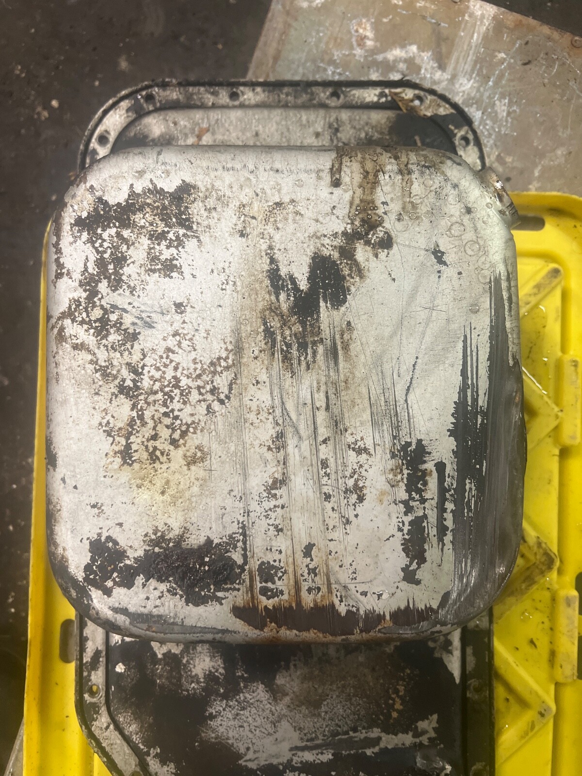 Rolls-Royce Silver Shadow Cloud Spirit Spur Corniche Bentley Oil Sump Pan