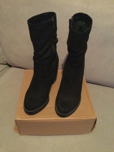 ruched suede boots
