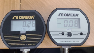 #ad OMEGA DPG1001 B 15G Digital Pressure Gauge Used once excellent condition $75.00