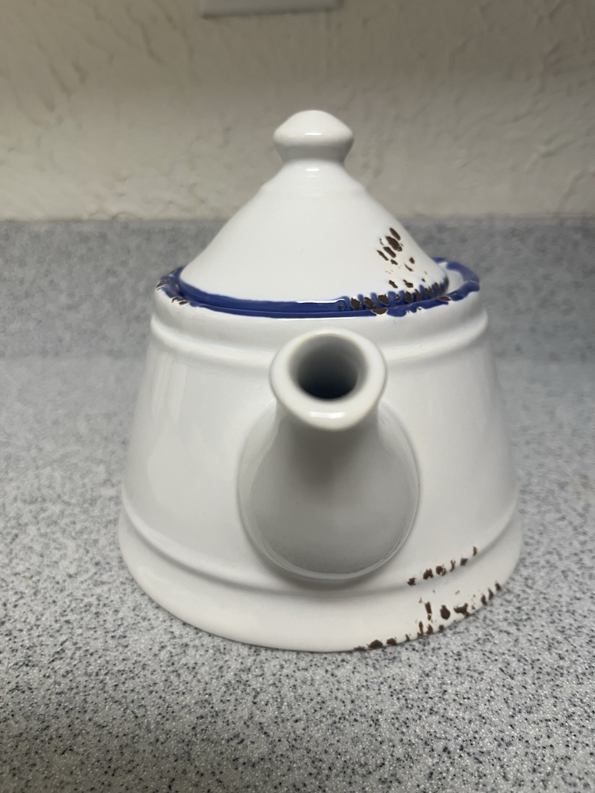 White Ceramic Teapot Distressed Blue Rim Farmhouse Rustic Kitchen Decor 6” 