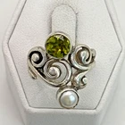 .925 Vintage Sterling Silver Estate Ring Size 6.25 w/ Green and Pearl Like Stone