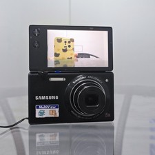 Samsung MV800 Digital Camera 5X Optical Zoom Selfie Flip-out Vlog 16.1MP 85 New