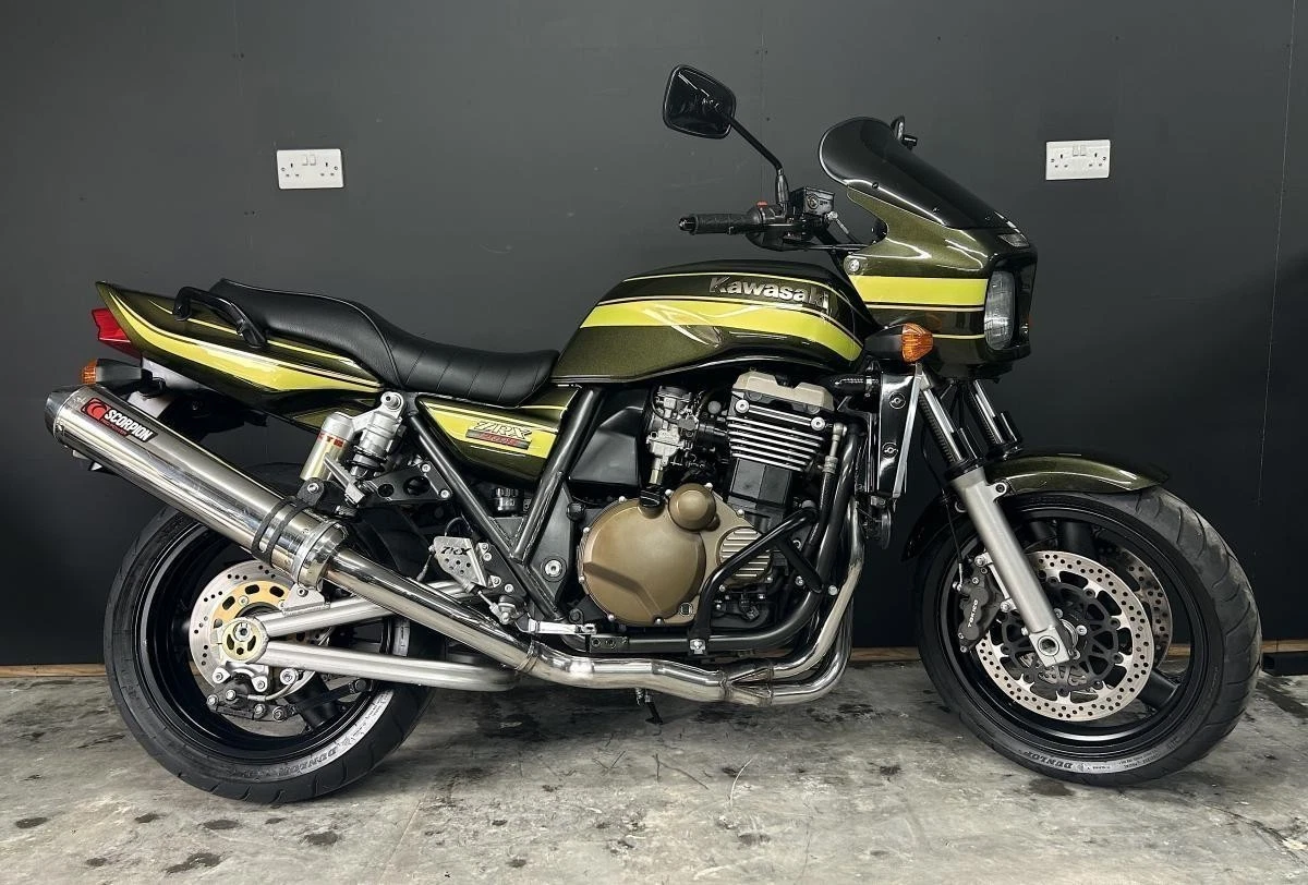 The ZRX1200R/ZRX1100S/ZRX400.LEDテールランプ.テールライト.クリア