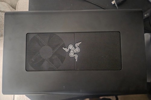 Razer Core X Chroma eGPU Enclosure w/700 Watt psu (internal) and power cable - Bild 2 von 4