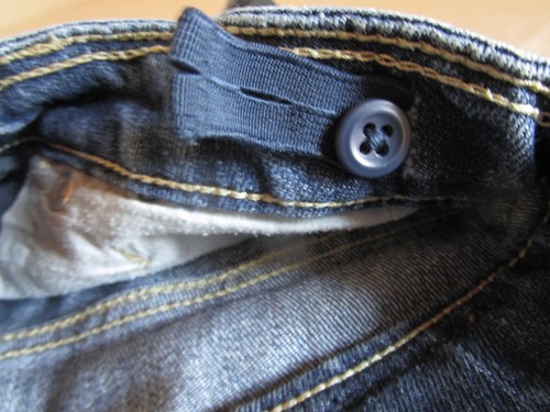 Levi's Youth Girl's Midi-Short Cuffed Denim Shorts Adjustable Waist Size 12 - Picture 8 of 9
