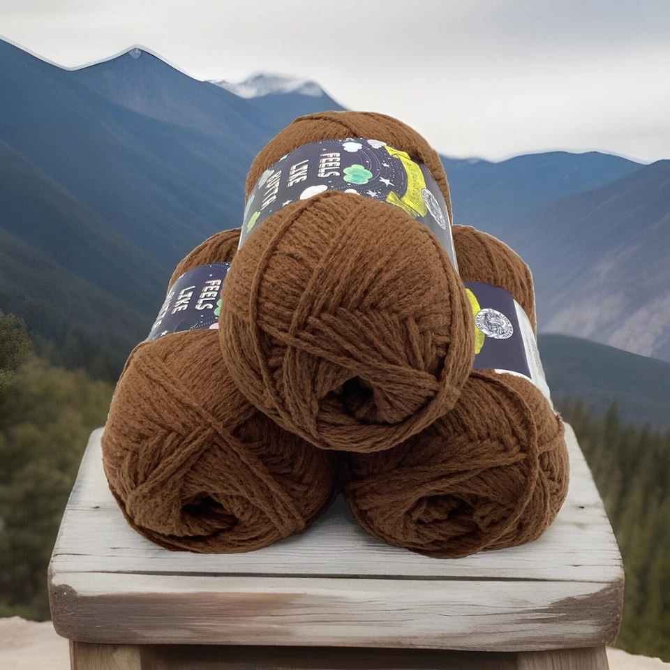 Fio Lion Brand Feels Like Butta "Marrom" 3 novelos #356 - Imagem 3 de 4